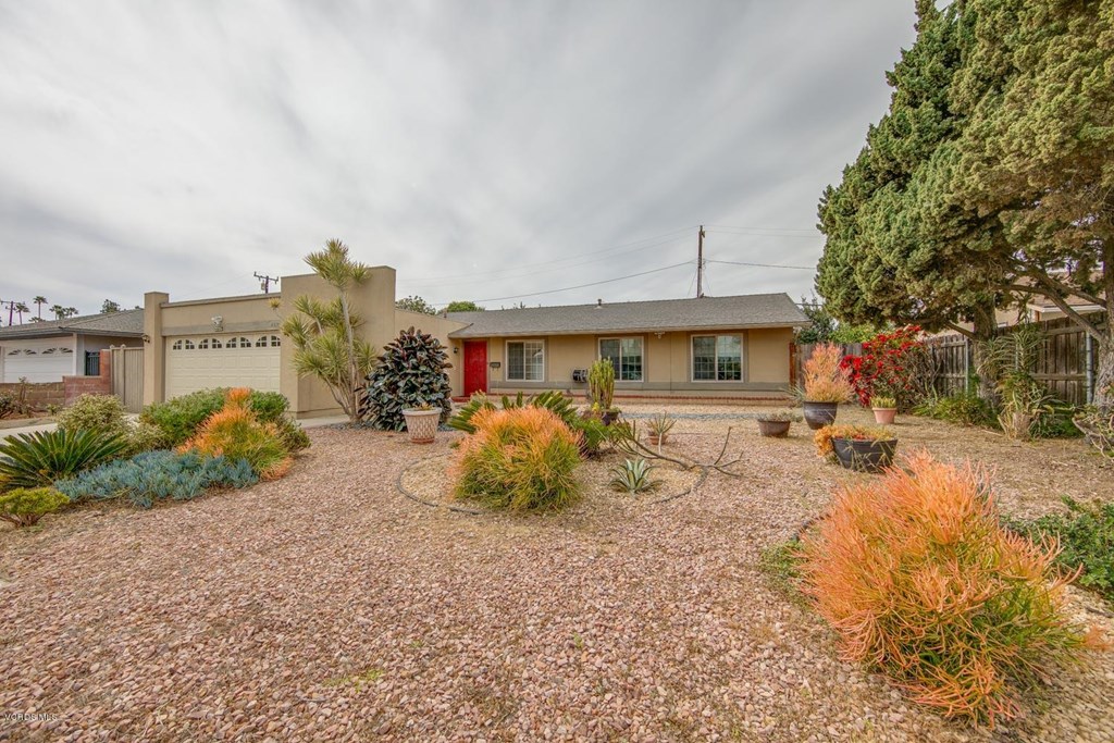 813 North Calle Circulo