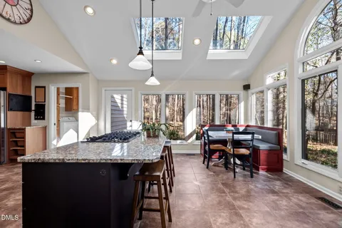 $715,000 | 1003 Tallyho Trail, Chapel Hill, NC 27516