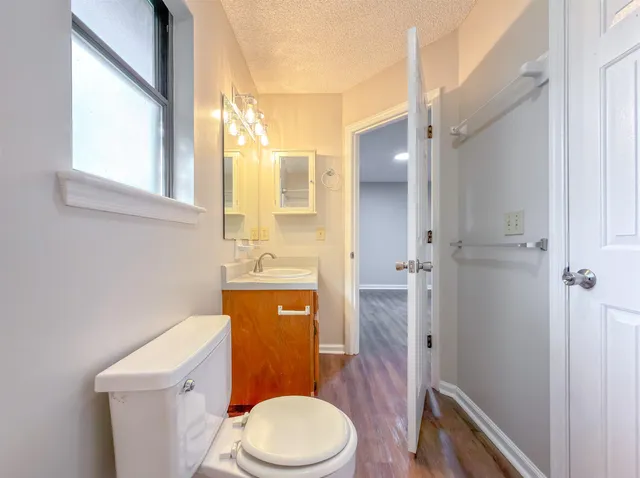 $1,250 | 1556 Twin Lakes Circle, Tallahassee, FL 32311