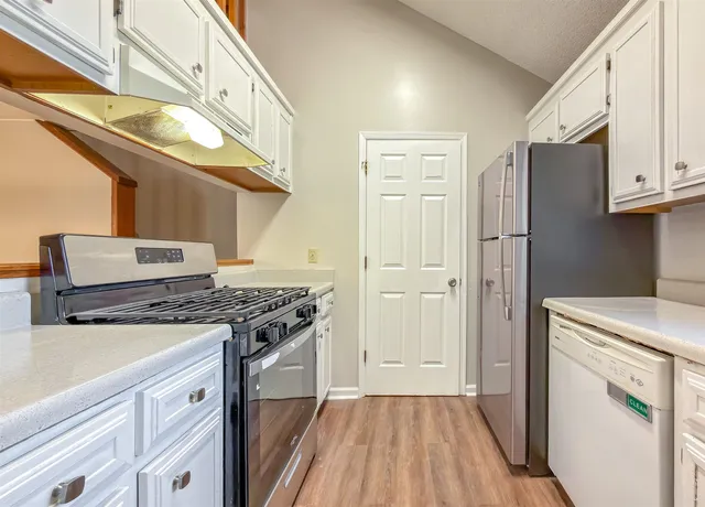 $1,250 | 1556 Twin Lakes Circle, Tallahassee, FL 32311