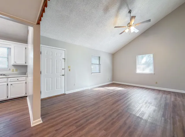 $1,250 | 1556 Twin Lakes Circle, Tallahassee, FL 32311