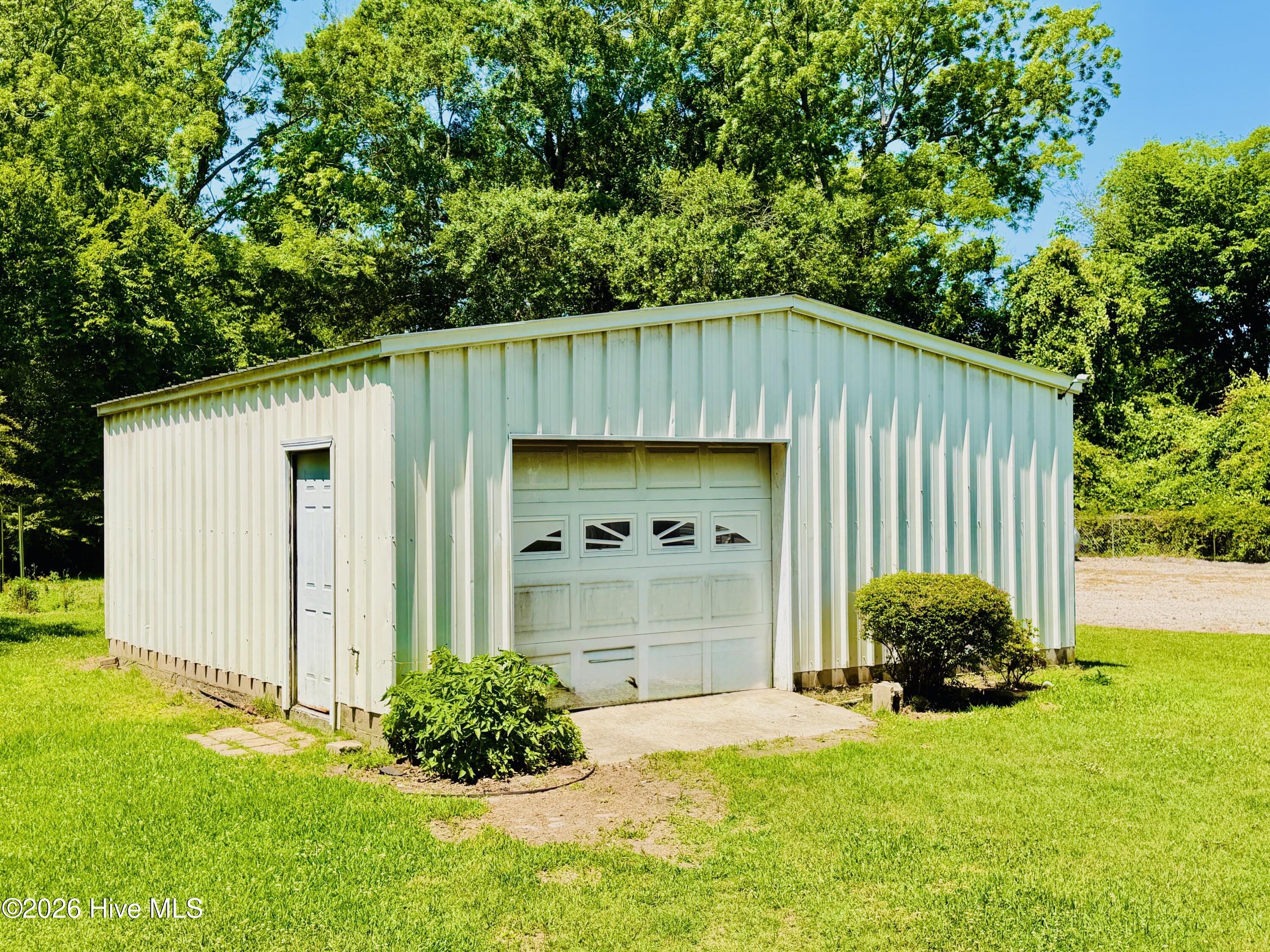 302 North Front Street Hamilton, NC 27840 - Photo 35 of 36