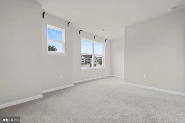 $669,900 | 14035 Madrona Lane, Woodbridge, VA 22193