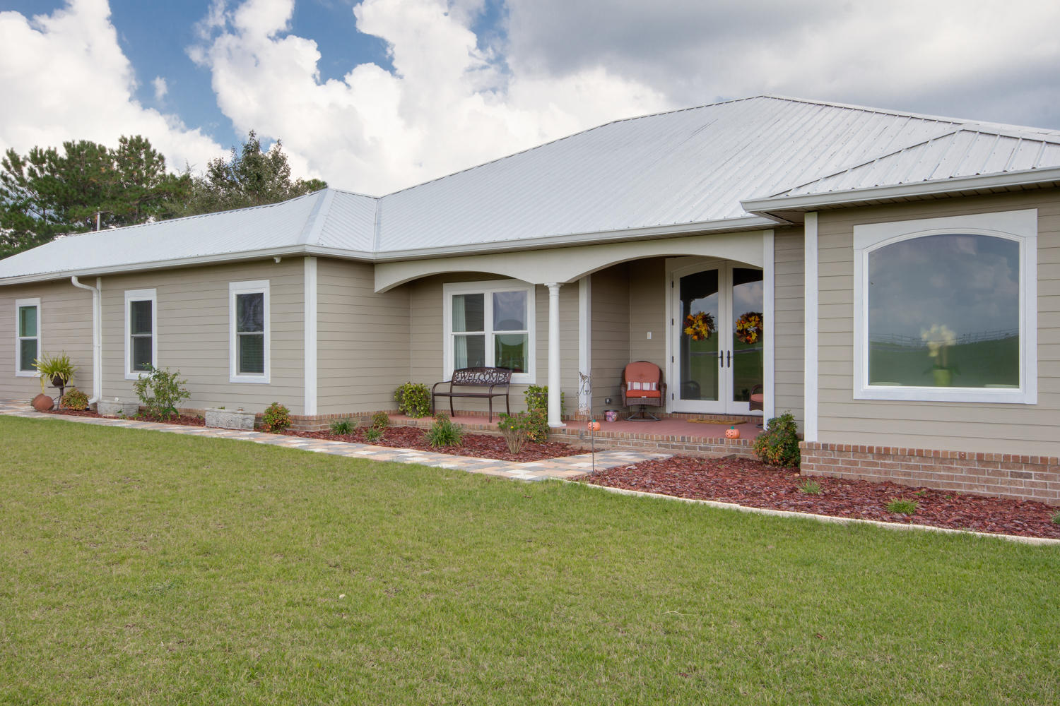 2410 Campbell Road DeFuniak Springs, FL 32435 - Photo 31 of 42 Front of House