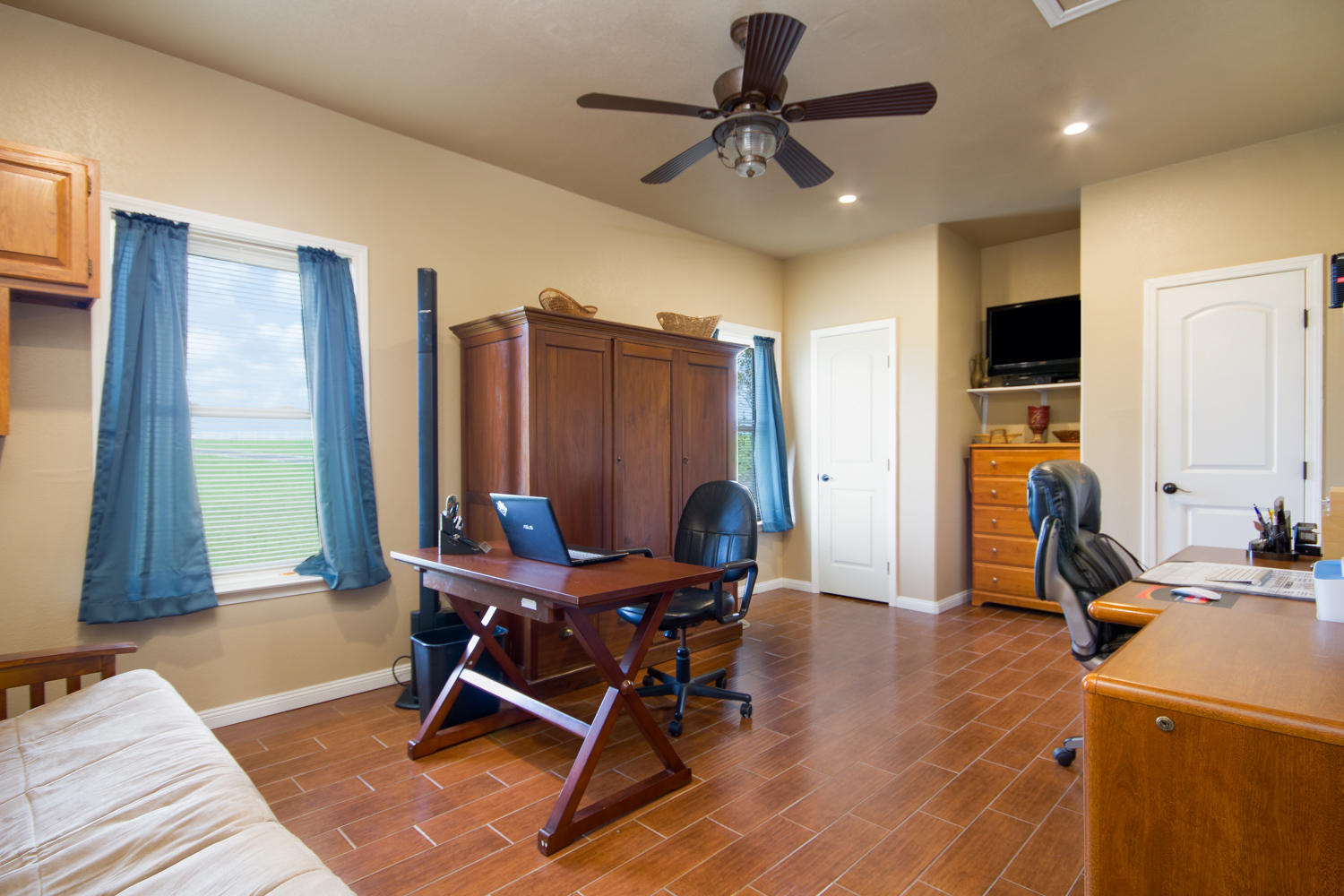 2410 Campbell Road DeFuniak Springs, FL 32435 - Photo 10 of 42 Office/Bedroom
