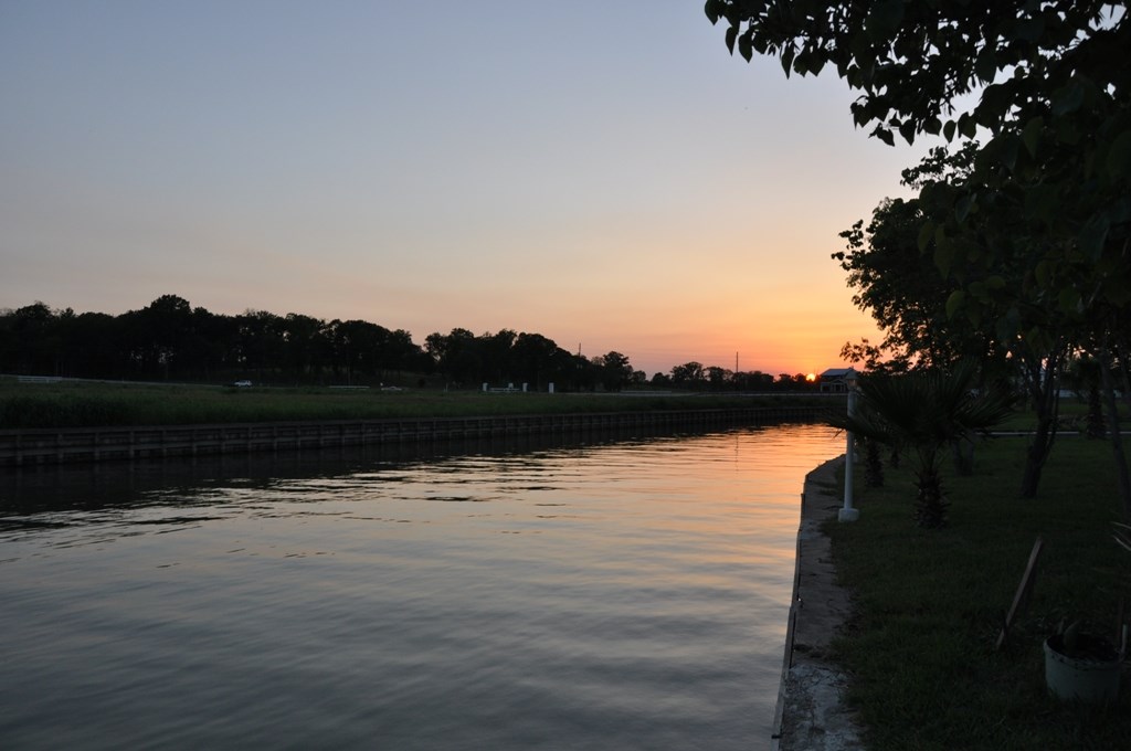 0 Walden Road Montgomery, TX 77356 - Photo 7 of 12 Sunset over Stewart Creek