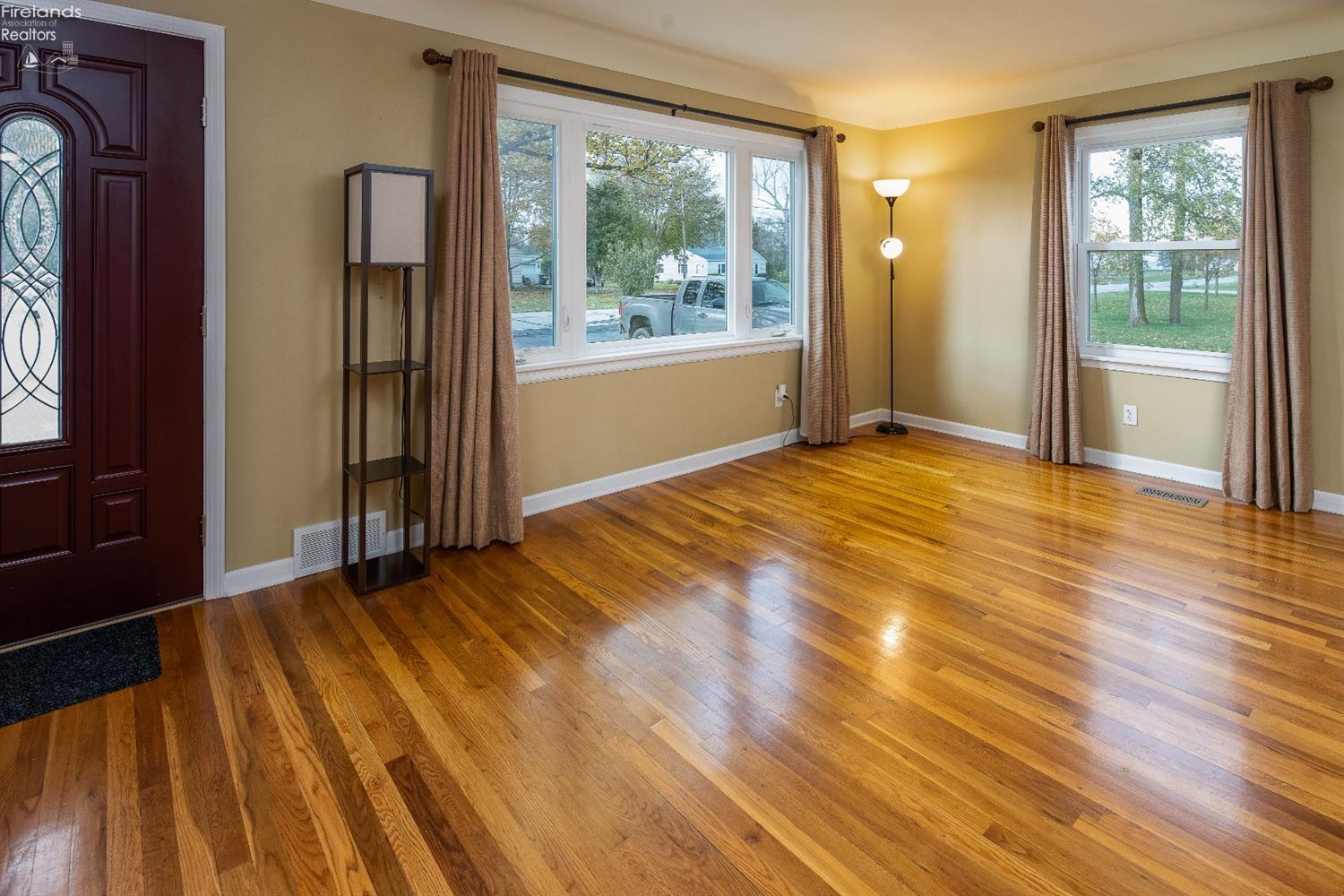 617 Tucker Road Fremont, OH 43420 - Photo 3 of 25 Gallery Image 3