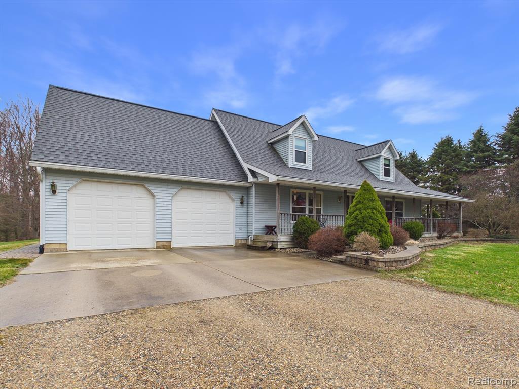 6882 Jones Road North Branch, MI 48461 - Photo 2 of 64