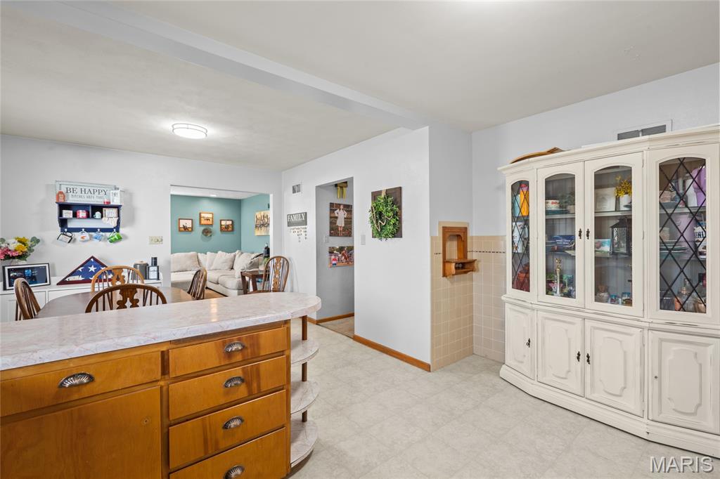 308 Charles Street Red Bud, IL 62278 - Photo 15 of 36