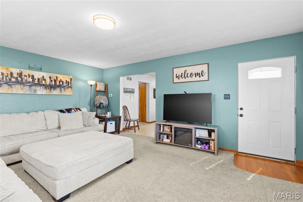 308 Charles Street Red Bud, IL 62278 - Photo 7 of 36