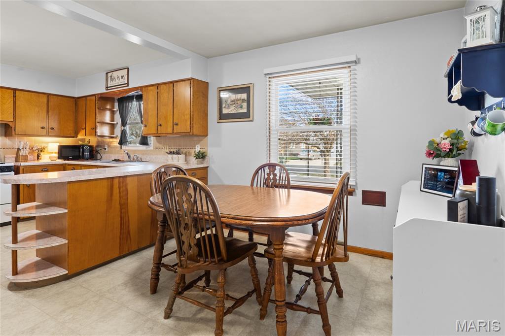 308 Charles Street Red Bud, IL 62278 - Photo 10 of 36