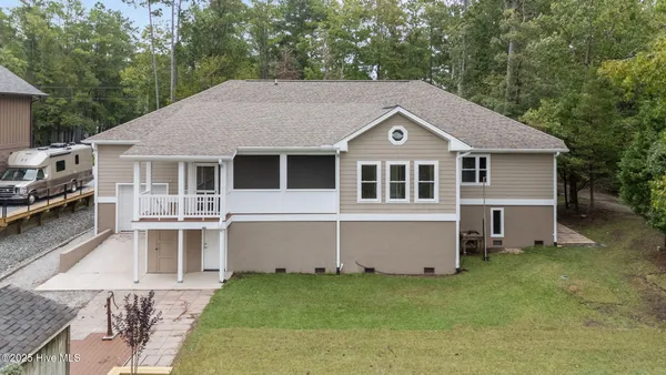 $799,500 | 402 Whittaker Point Road, Oriental, NC 28571