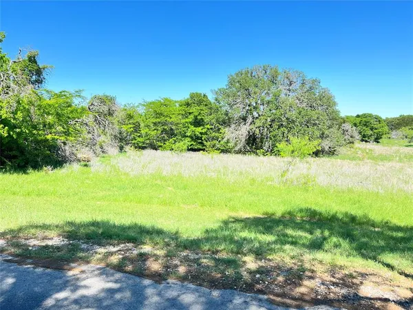 $3,500 | 35044 Oakwood Drive, Whitney, TX 76692