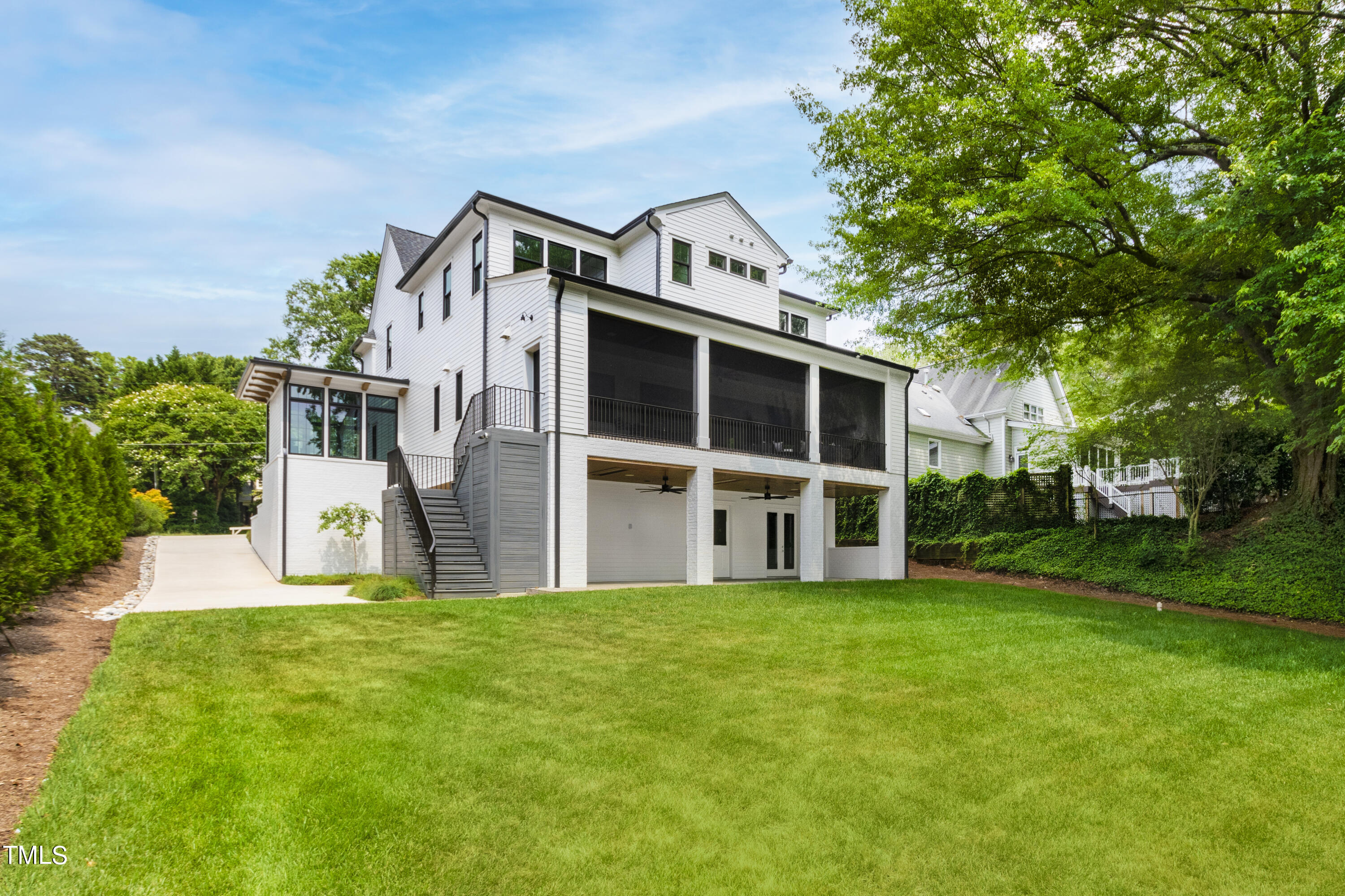 2531 Wake Drive Raleigh, NC 27608 - Photo 53 of 56 62 Back 5