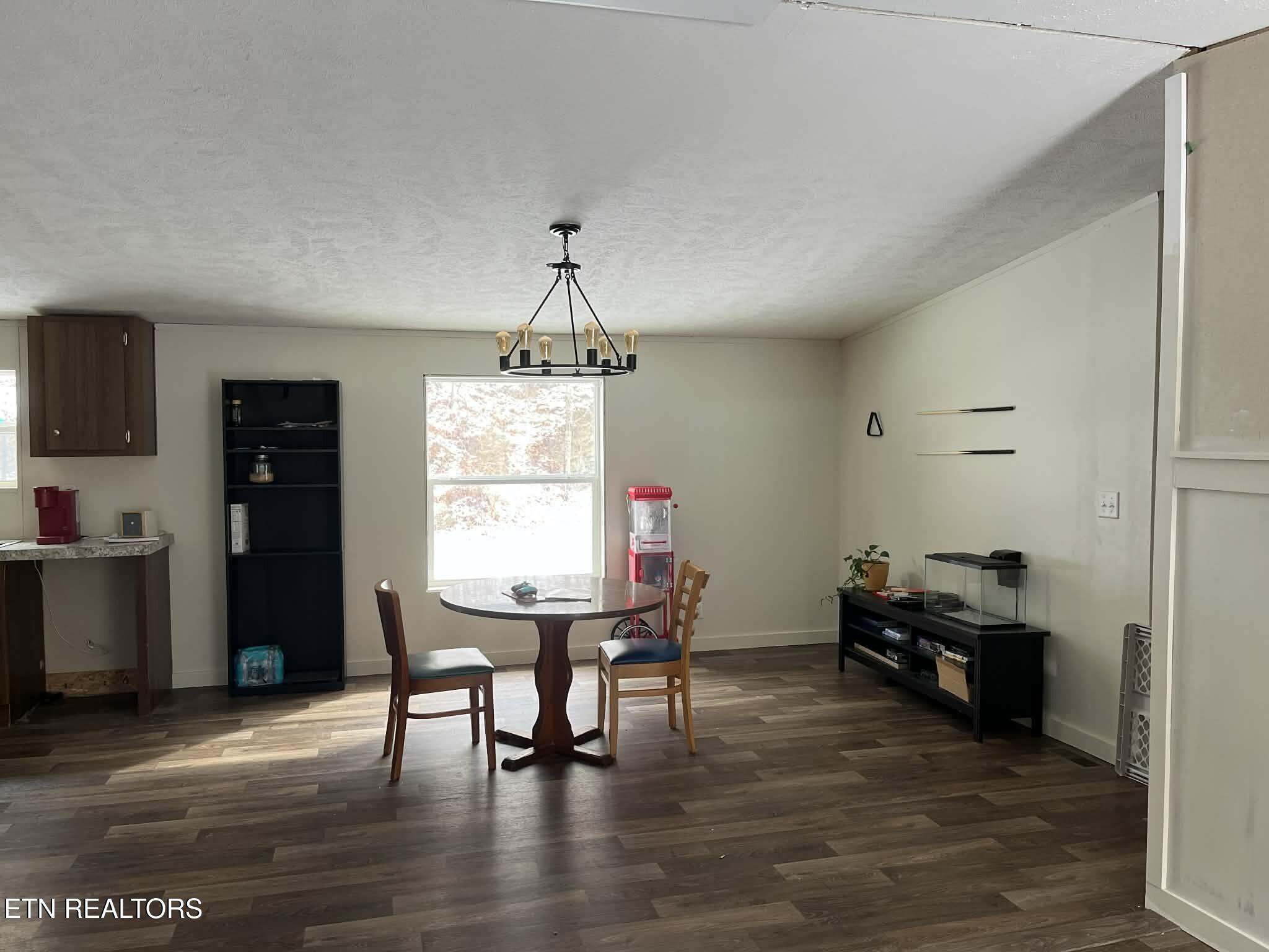 314 Murphy Hollow Road St. Charles, VA 24282 - Photo 11 of 22 Messenger_creation_E43E6384-1410-4DE8-A8