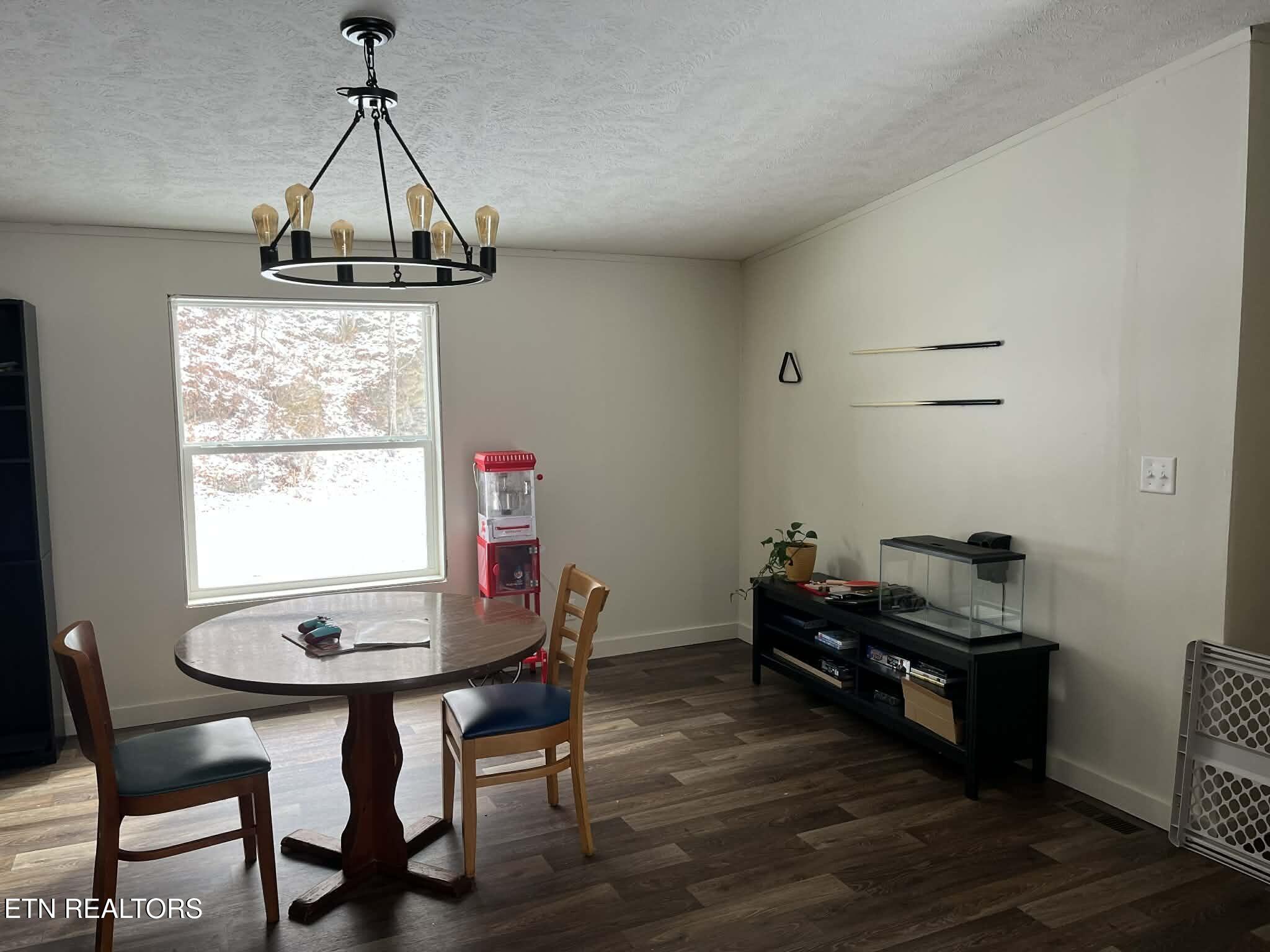 314 Murphy Hollow Road St. Charles, VA 24282 - Photo 12 of 22 Messenger_creation_635CC29B-1F99-404A-A7