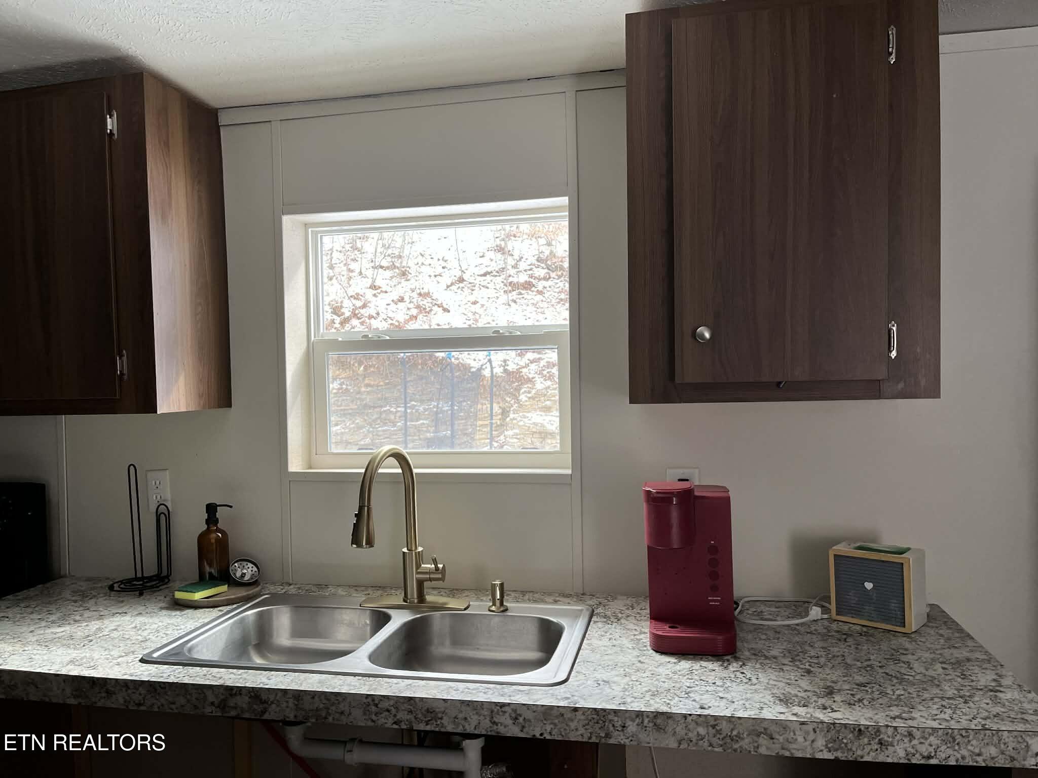 314 Murphy Hollow Road St. Charles, VA 24282 - Photo 15 of 22 Messenger_creation_2605FF57-53F6-45B8-81