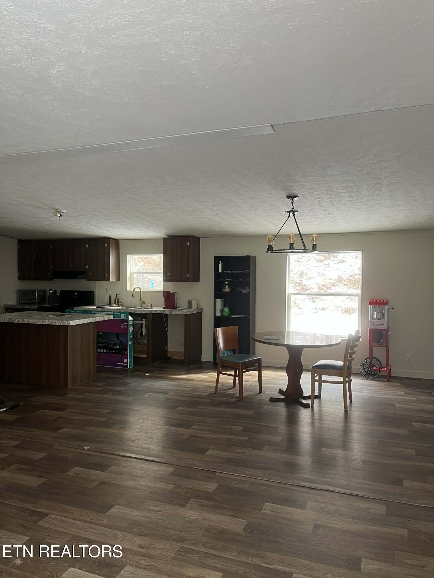 314 Murphy Hollow Road St. Charles, VA 24282 - Photo 10 of 22 Messenger_creation_F66D674B-04BA-4F64-97