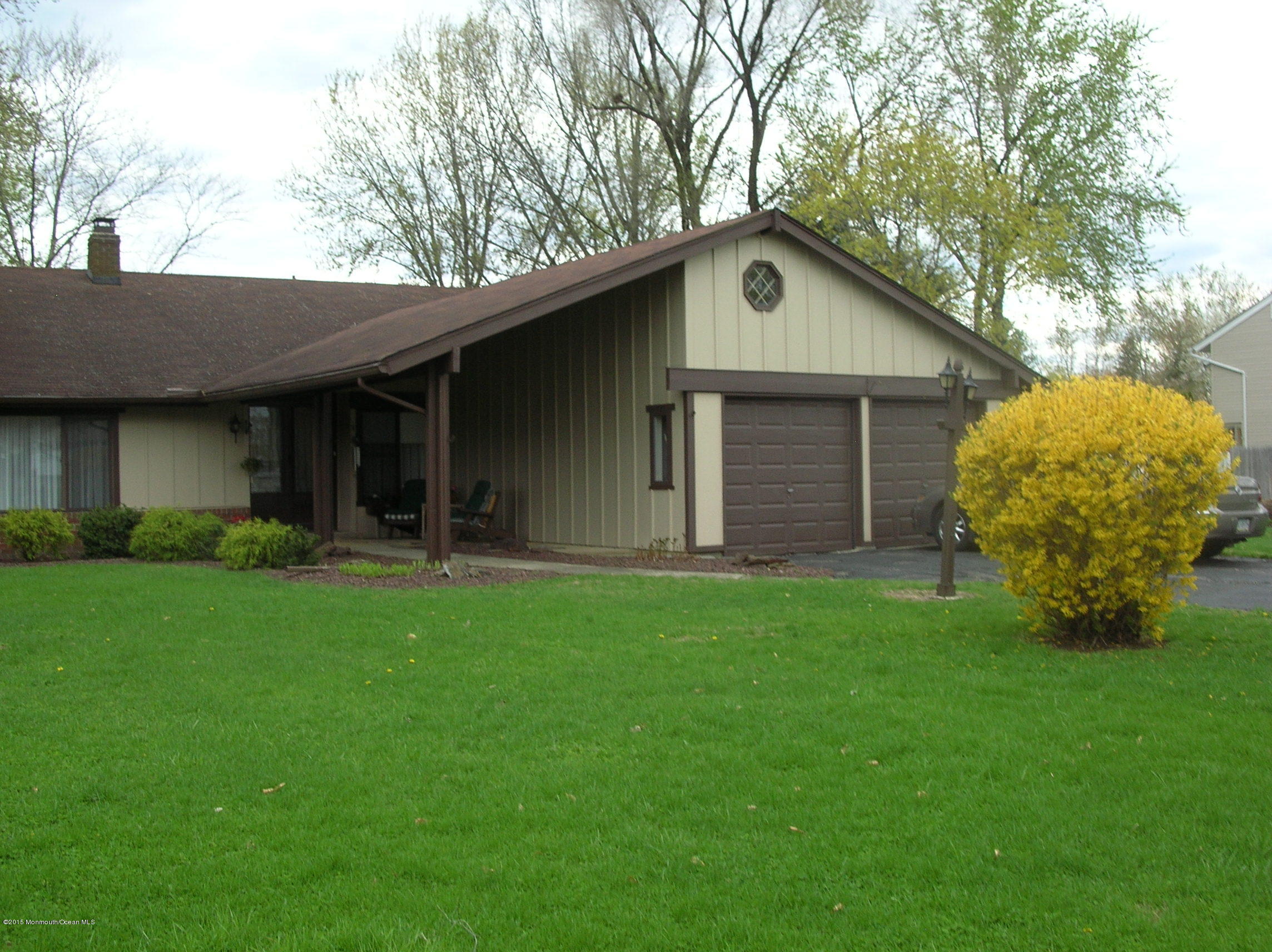 675 Elton Adelphia Road Freehold, NJ 07728 - Photo 1 of 17 DSCN2333