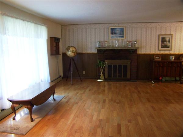 62 Mill Street Middleton, MA 01949 - Photo 3 of 12 Gallery Image 3