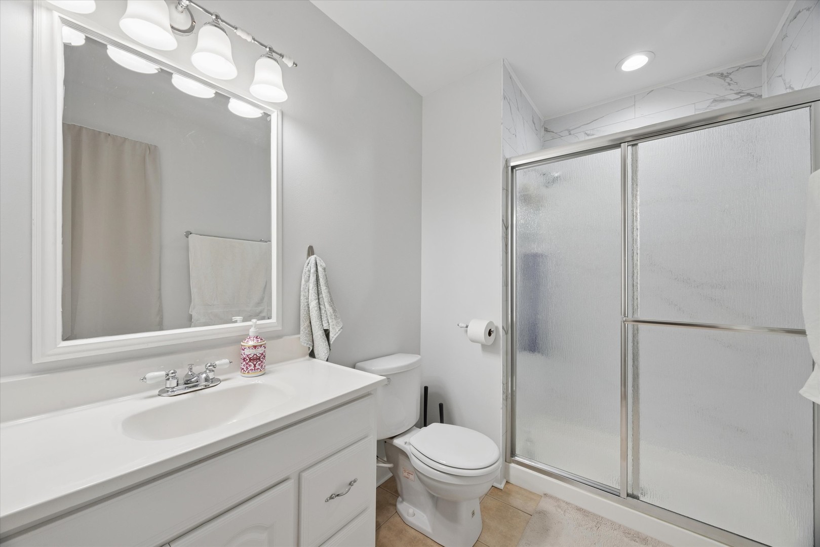 524 Monroe Road Bolingbrook, IL 60440 - Photo 10 of 23