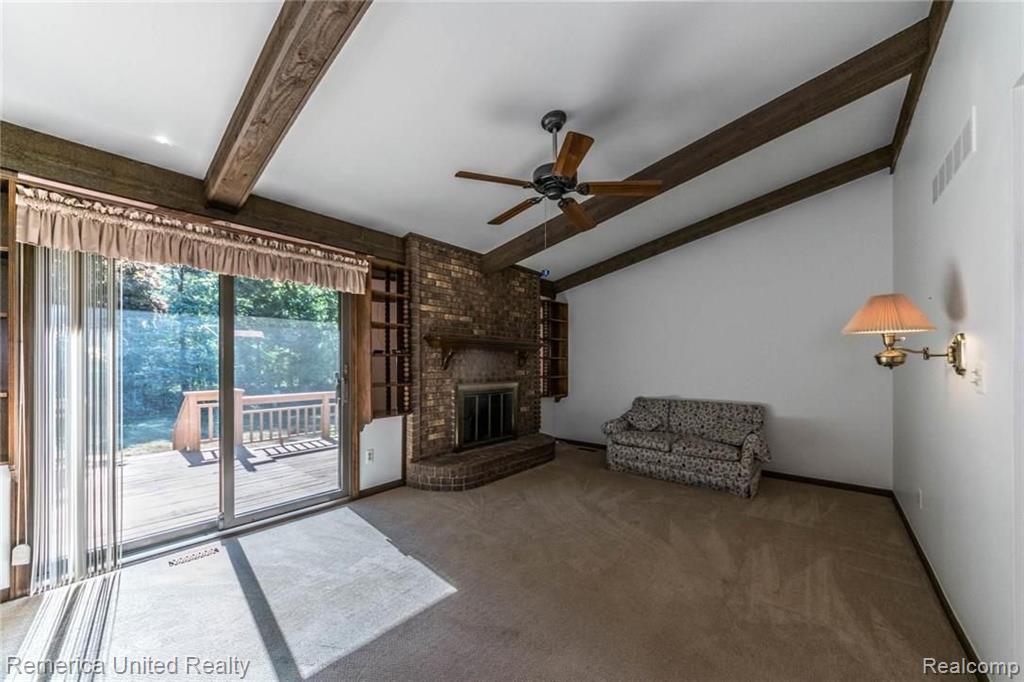 14860 Riverside Street Livonia, MI 48154 - Photo 21 of 47 Gallery Image 21