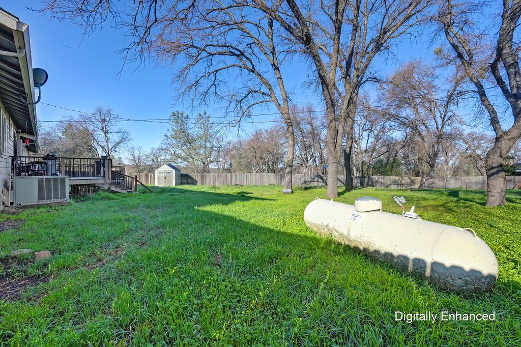 11425 Joeger Road Auburn, CA 95602 - Photo 24 of 52 a view of a garden with large trees