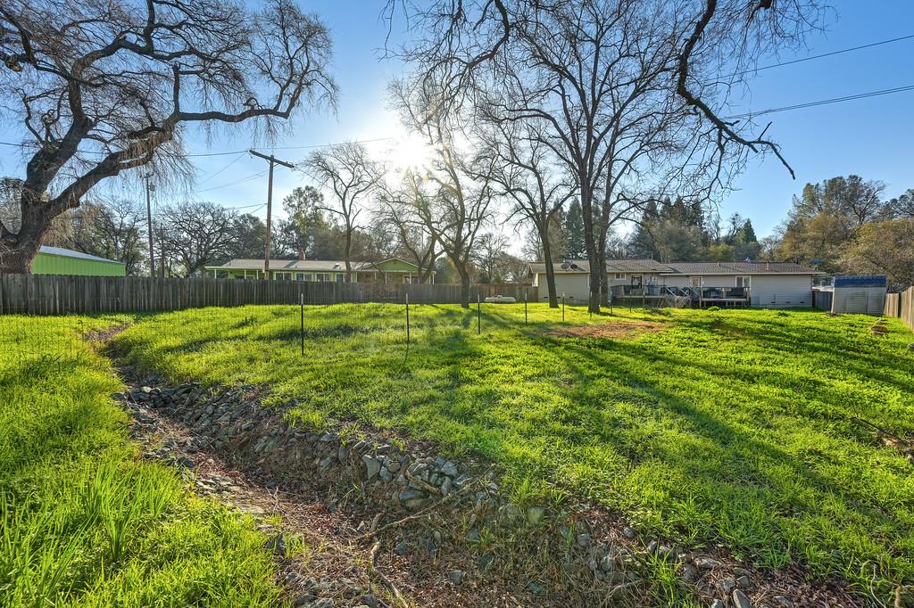 11425 Joeger Road Auburn, CA 95602 - Photo 26 of 52 a large garden with lots of green space
