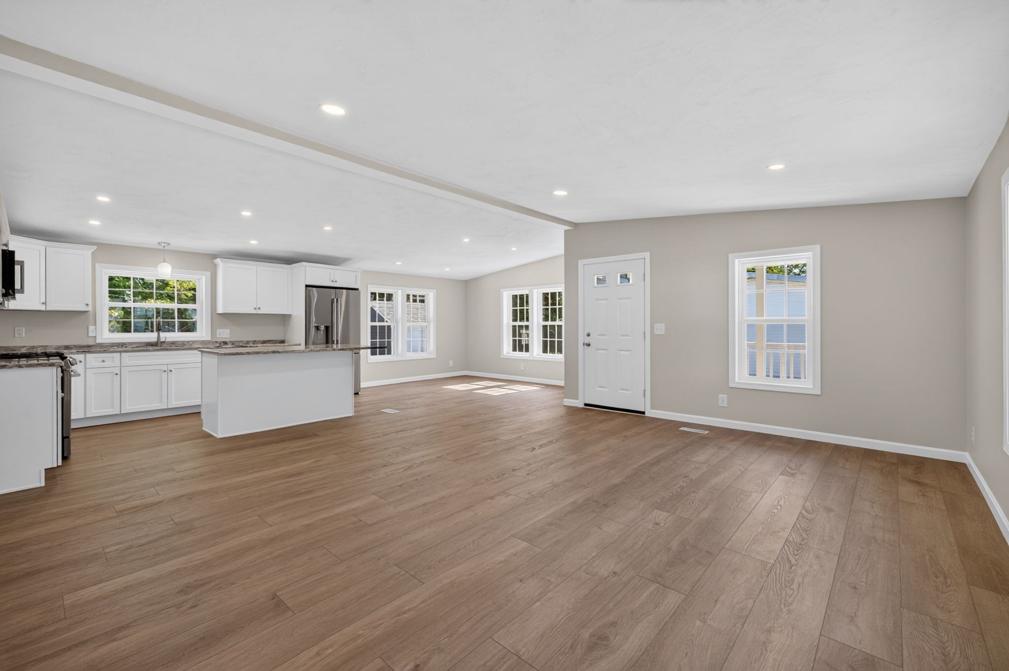 14 Amber Way Raynham, MA 02767 - Photo 21 of 33 Gallery Image 21