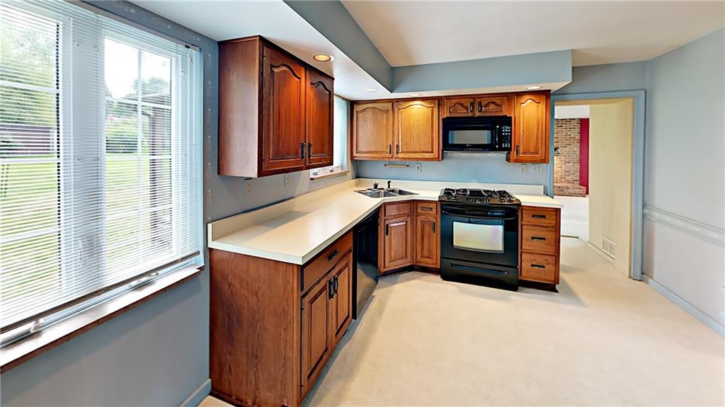 2290 Reis Run Road Pittsburgh, PA 15237 - Photo 8 of 25 Gallery Image 8