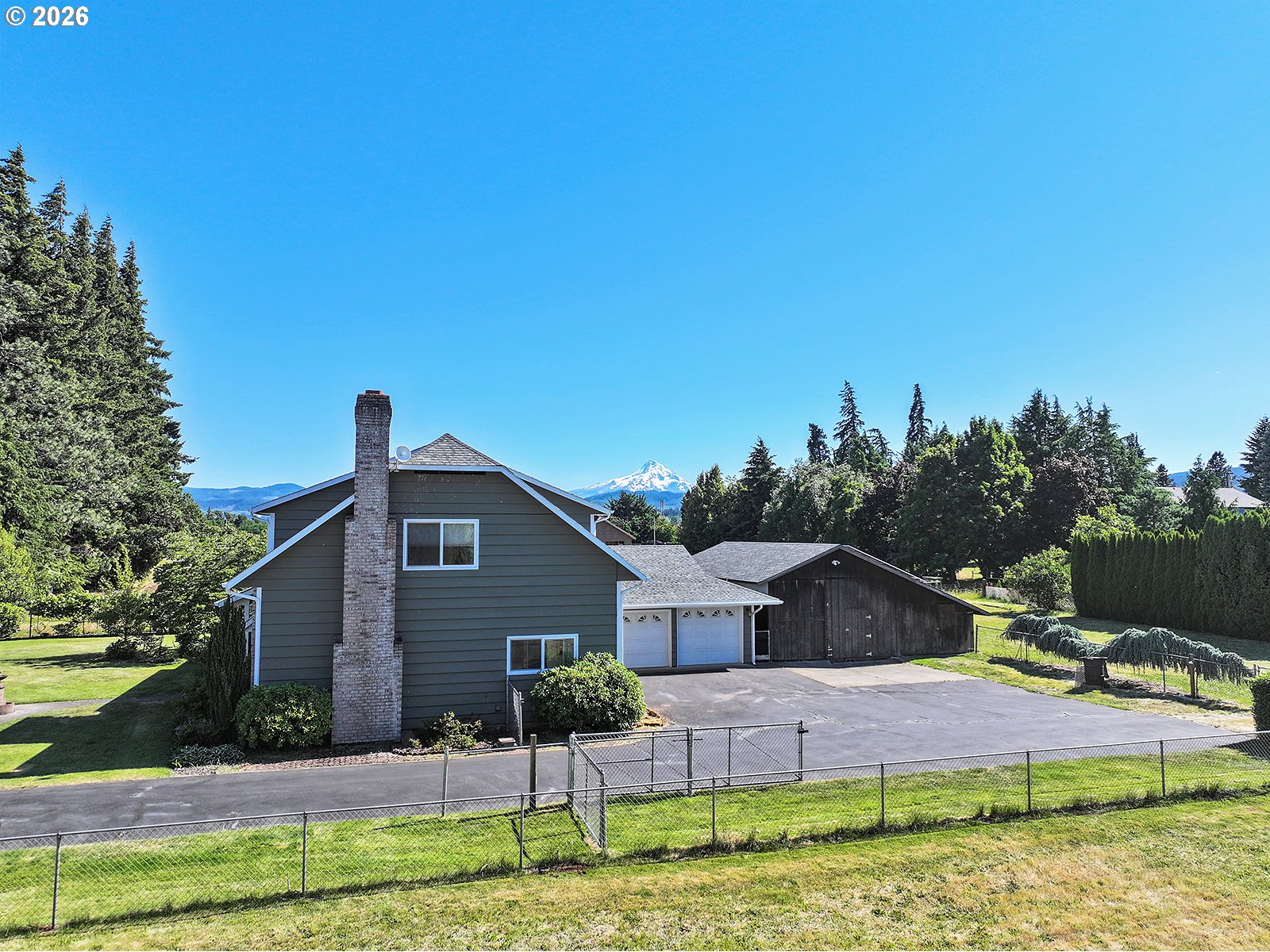 890 Hobbs Road Hood River, OR 97031 - Photo 3 of 44 Exterior