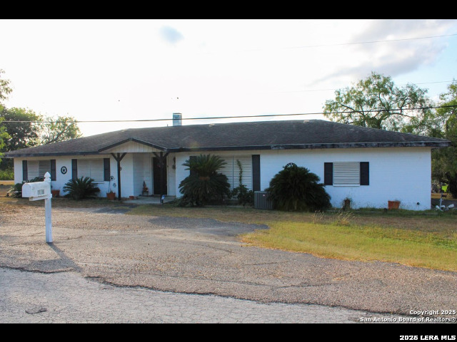 102 Holman Road Lake City, TX 78368 - Photo 2 of 24 Gallery Image 2