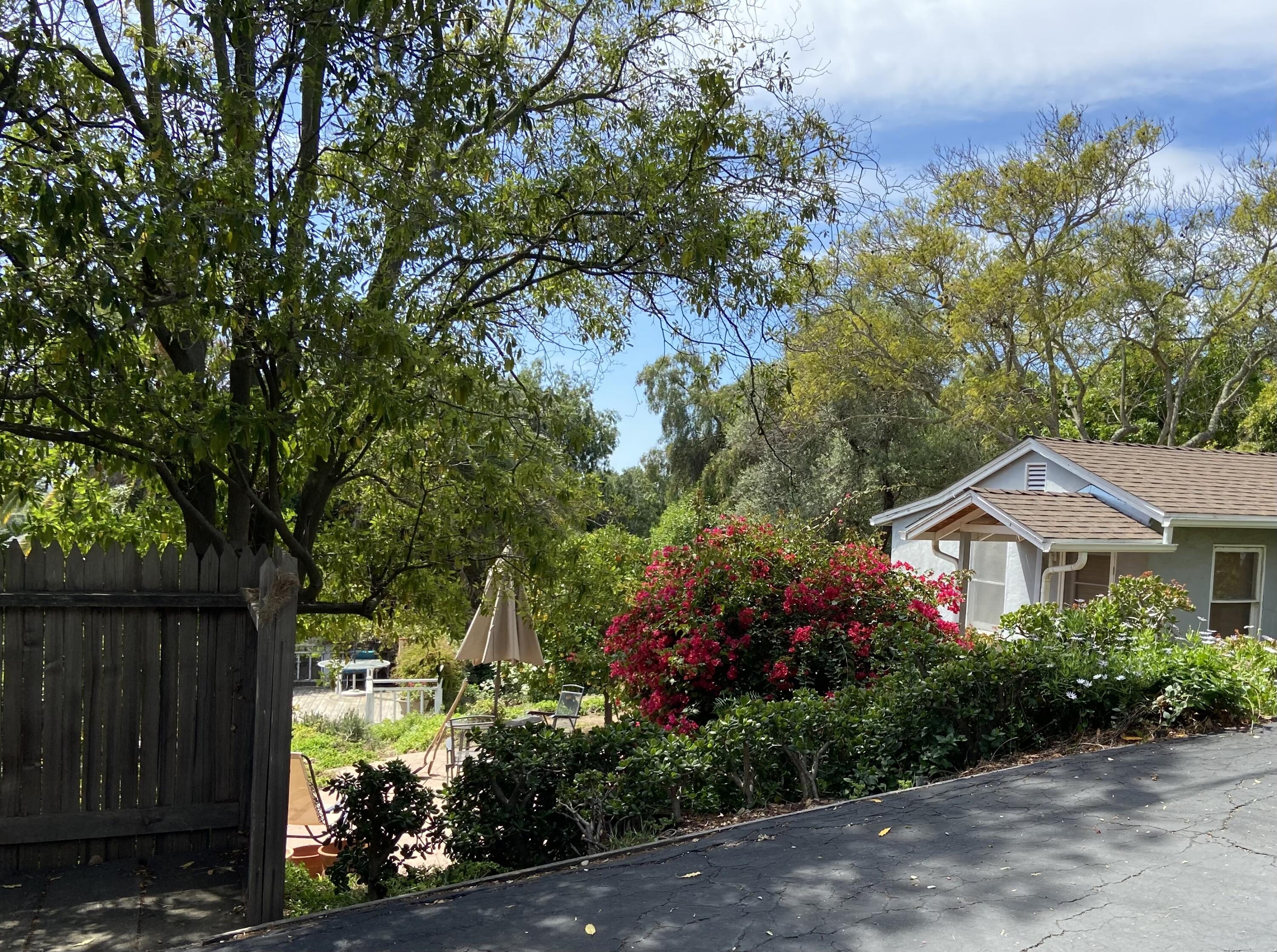 3930 Foothill Road Santa Barbara, CA 93110 - Photo 28 of 28 28) 72438-6a34600f2678b