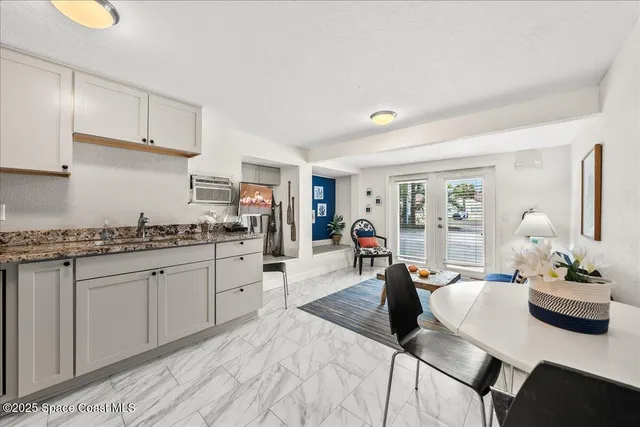 $2,000,000 | 111 South Atlantic Avenue, Cocoa Beach, FL 32931