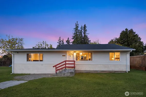 $490,000 | 3206 South 221st Street, SeaTac, WA 98198