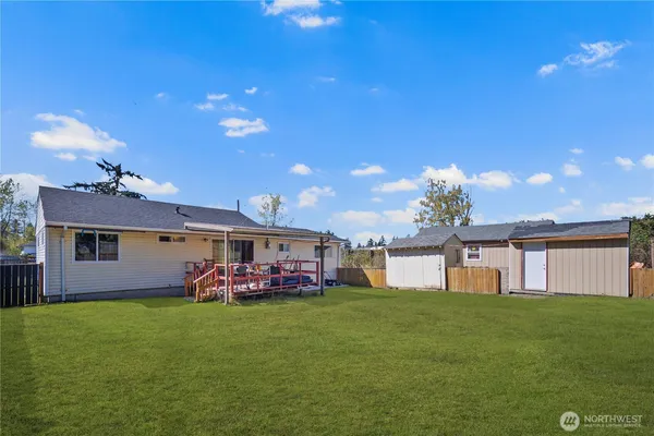 $490,000 | 3206 South 221st Street, SeaTac, WA 98198