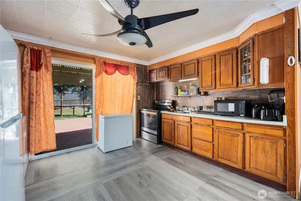 $490,000 | 3206 South 221st Street, SeaTac, WA 98198