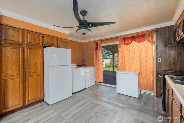 $490,000 | 3206 South 221st Street, SeaTac, WA 98198