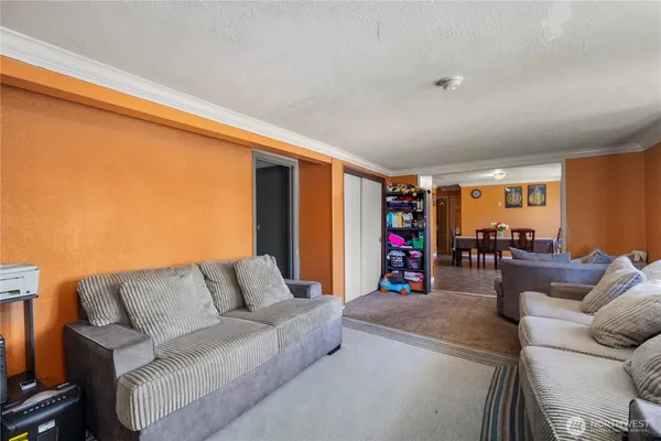 $490,000 | 3206 South 221st Street, SeaTac, WA 98198