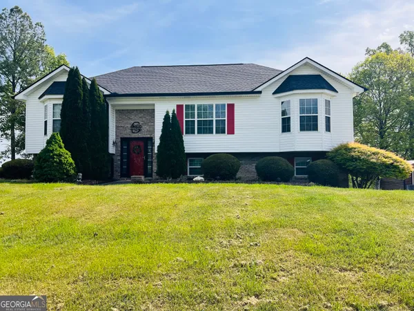 $318,900 | 2009 Ashley Lane, Dalton, GA 30721