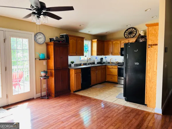 $318,900 | 2009 Ashley Lane, Dalton, GA 30721