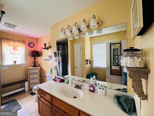 $318,900 | 2009 Ashley Lane, Dalton, GA 30721