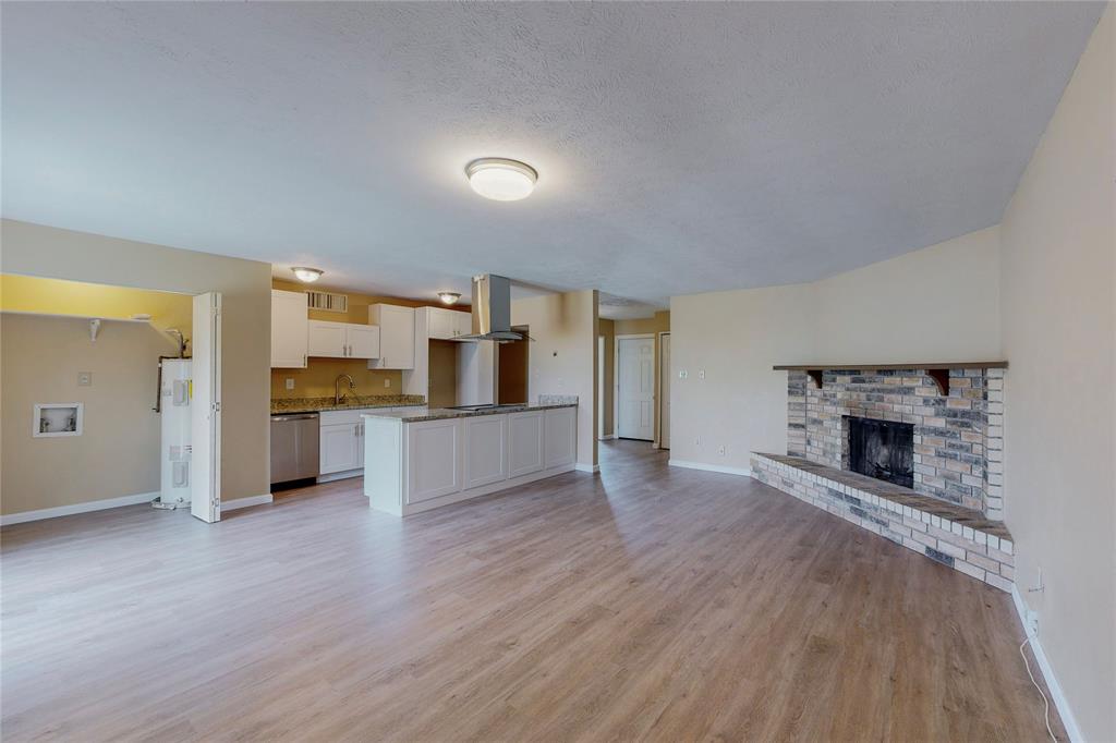 5568 Ragan Drive The Colony, TX 75056 - Photo 11 of 33 Gallery Image 11