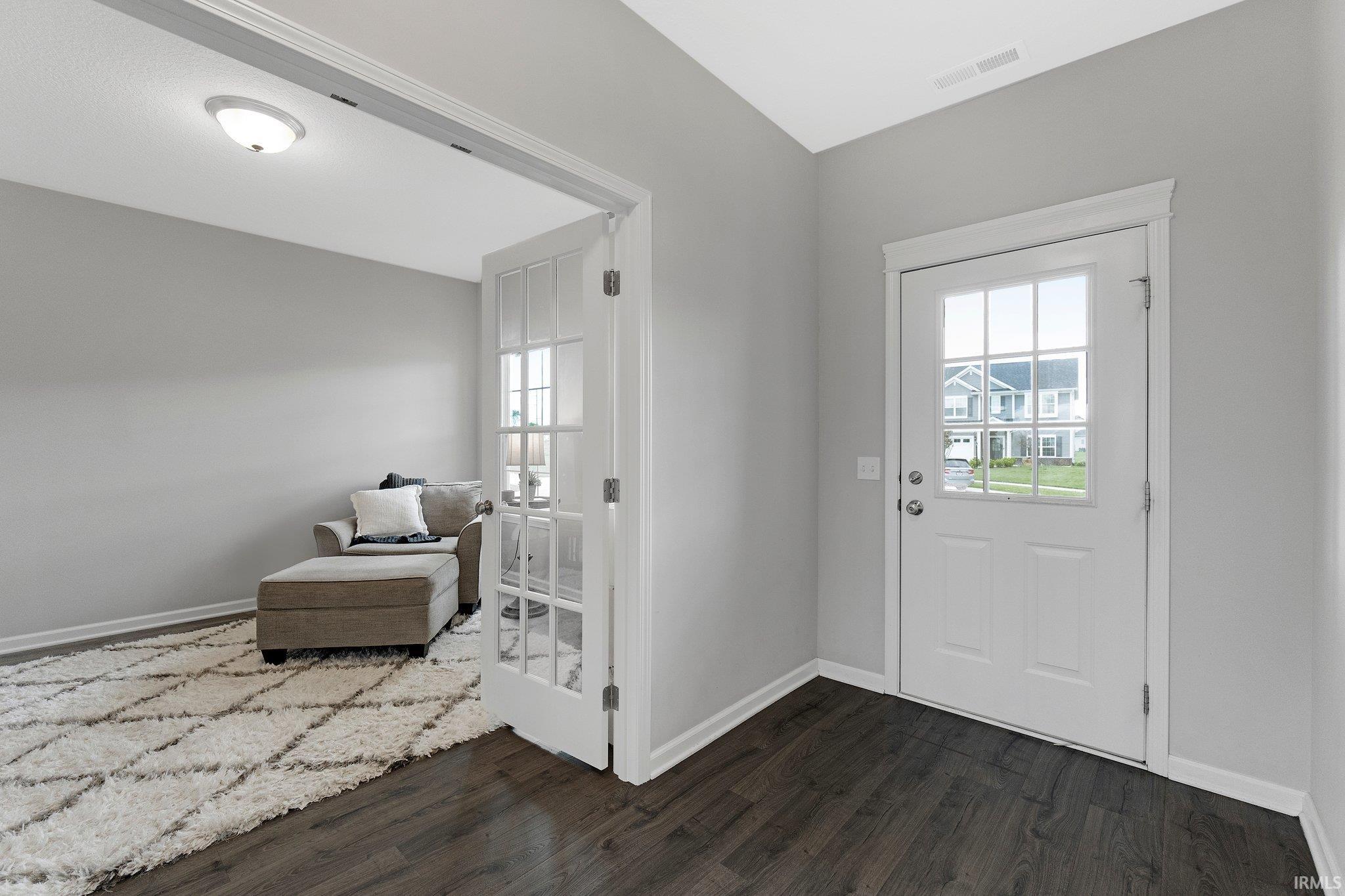 940 Meravi Cove Fort Wayne, IN 46818 - Photo 4 of 24 Gallery Image 4