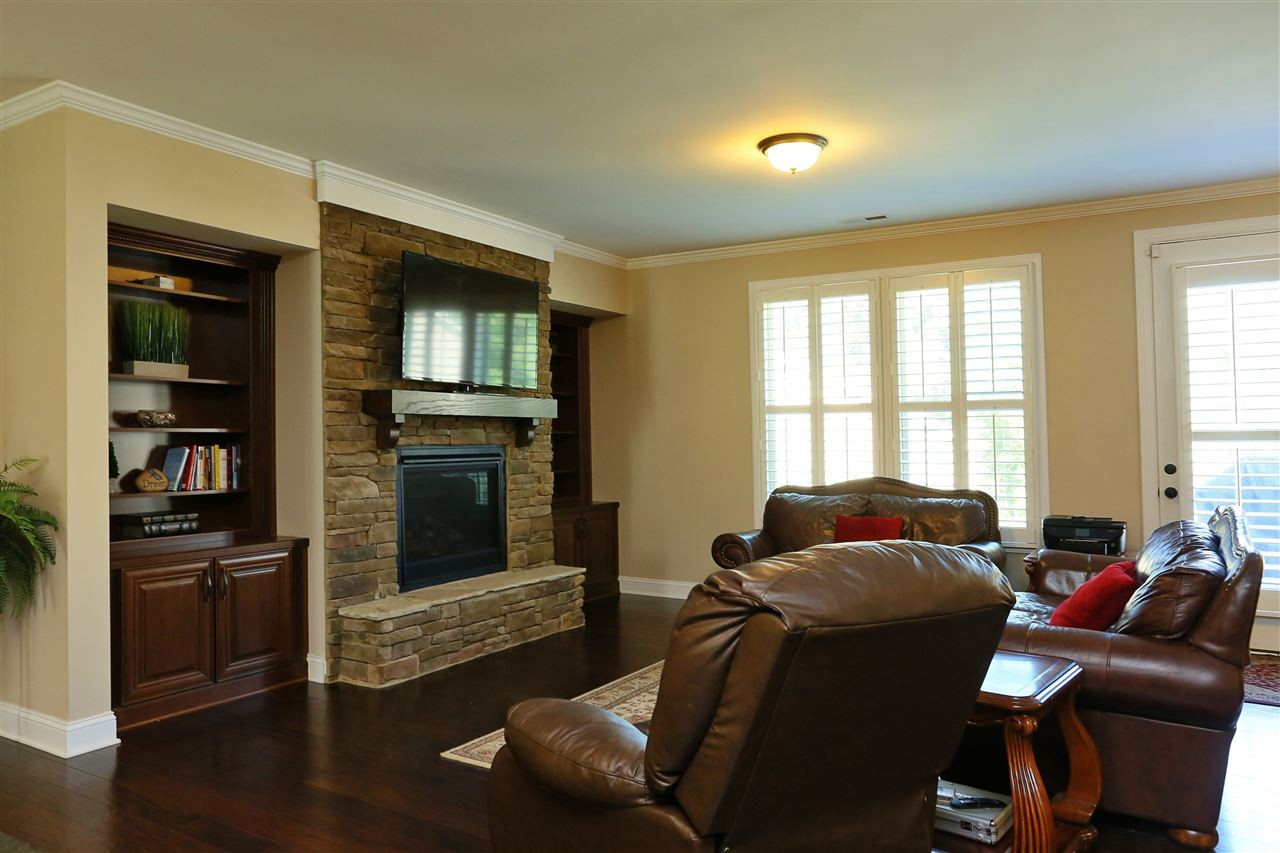 2432 Trenton Park Lane Raleigh, NC 27607 - Photo 10 of 25 Photo 10