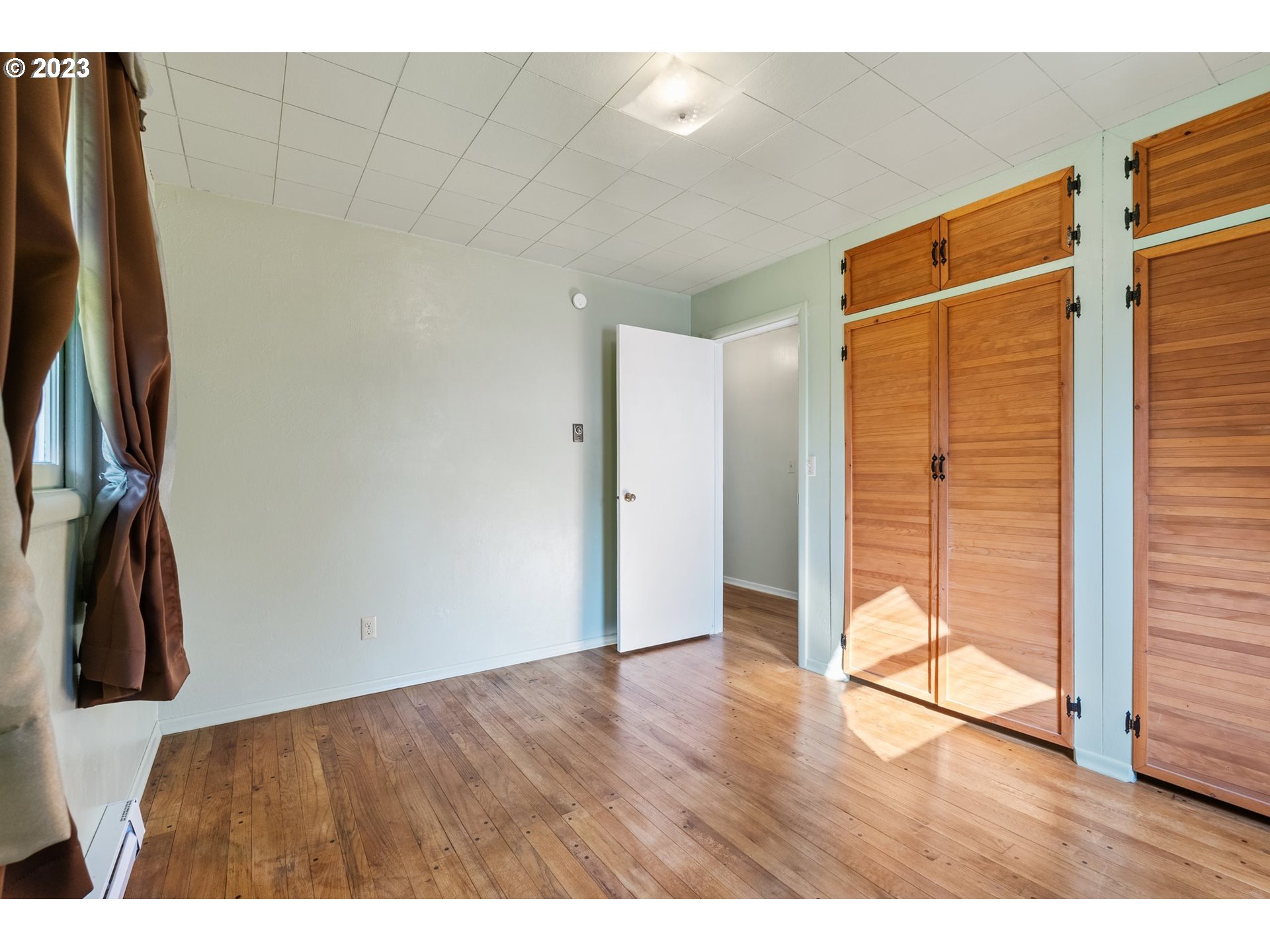 477 Northwest Chesser Road Stevenson, WA 98648 - Photo 24 of 40 a view of an empty room