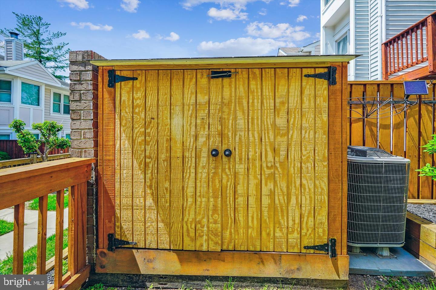 6010 Sunset Ridge Court Centreville, VA 20121 - Photo 25 of 26 storage shed