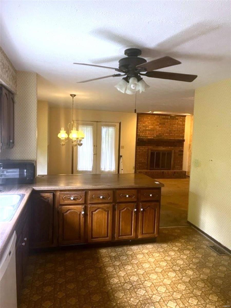3345 Colgate Place Granite City, IL 62040 - Photo 9 of 18 Gallery Image 9