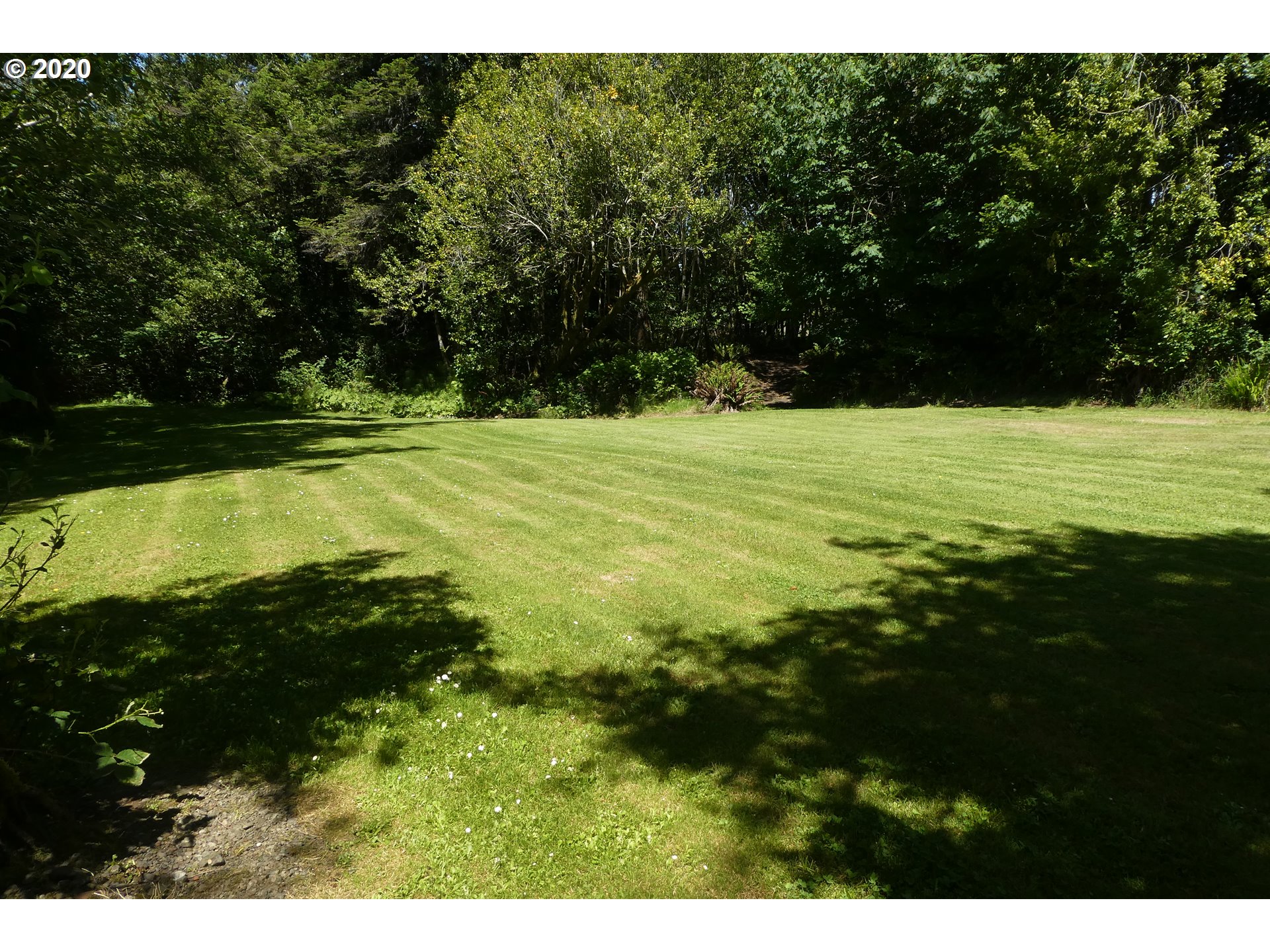 95728 Saunders Creek Road Gold Beach, OR 97444 - Photo 22 of 32 Gallery Image 22