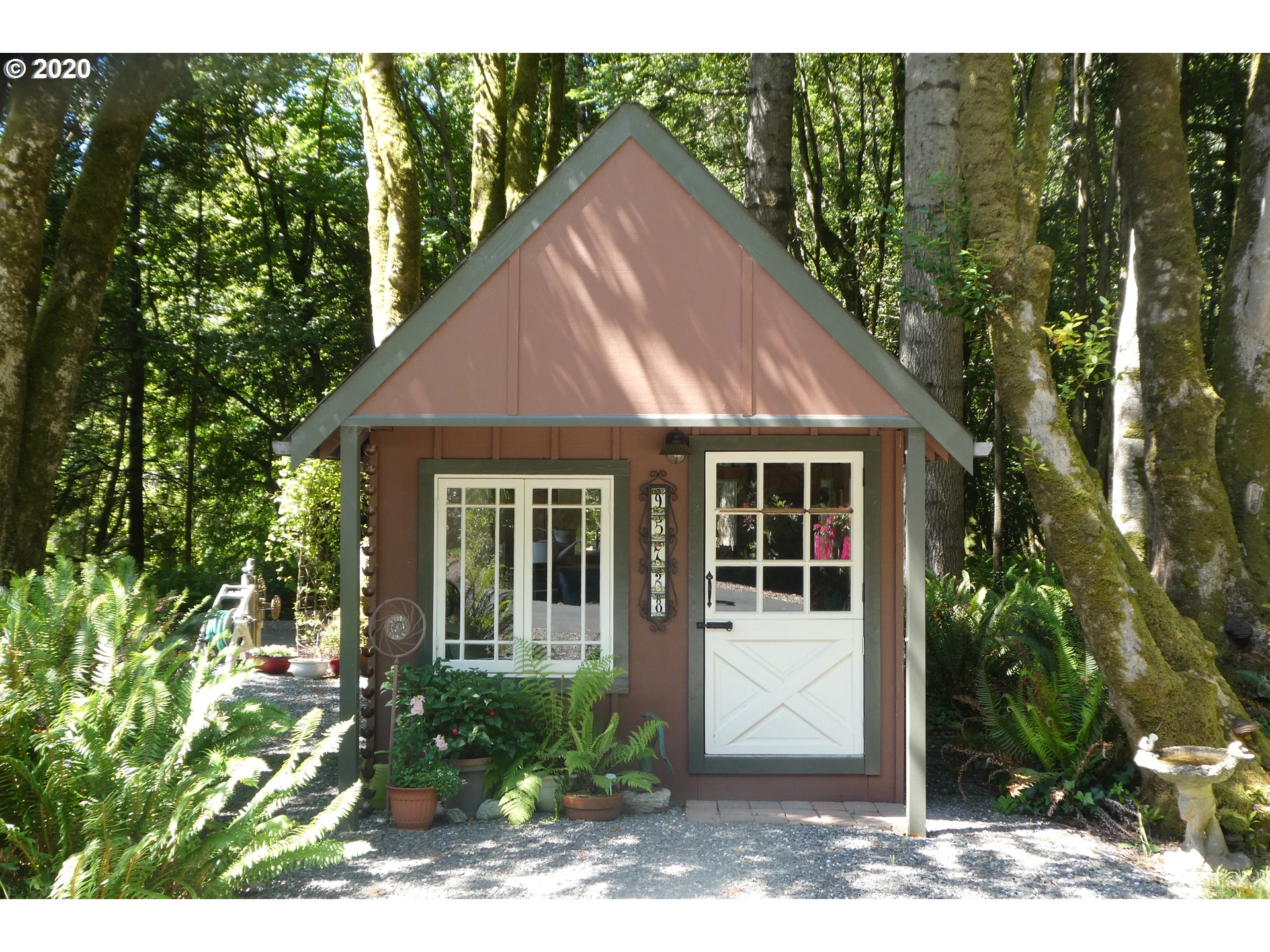 95728 Saunders Creek Road Gold Beach, OR 97444 - Photo 27 of 32 Gallery Image 27